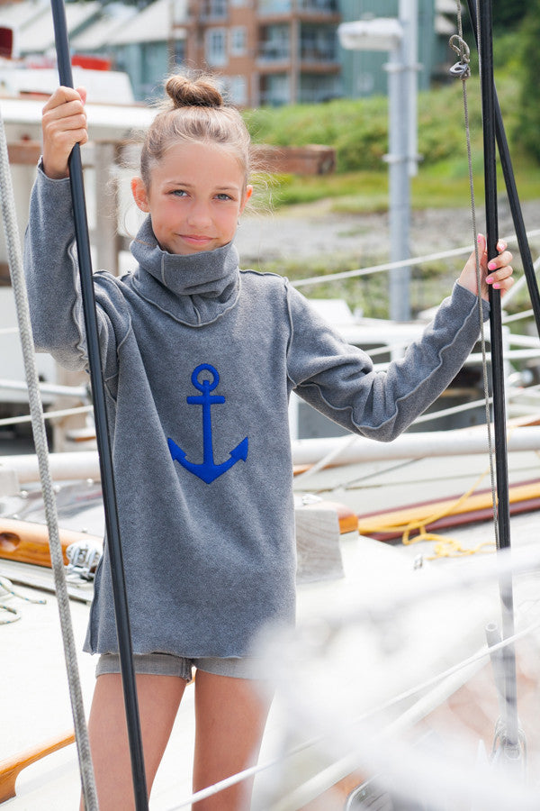 GIRLS HEATHER GREY SWEATER WITH HIGH NECK AND ROYAL BLUE ANCHOR